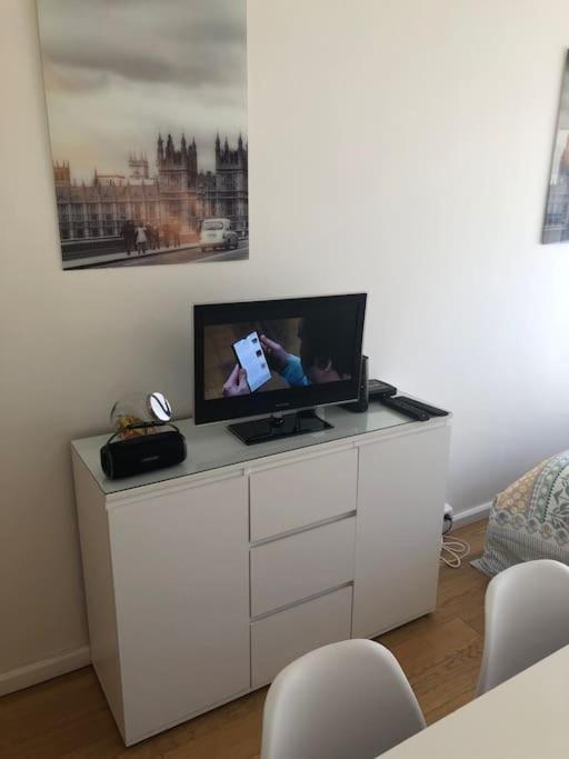 Nice Flat St Germain En Laye Centre 30 Minutes To Paris Saint-Germain-en-Laye Buitenkant foto