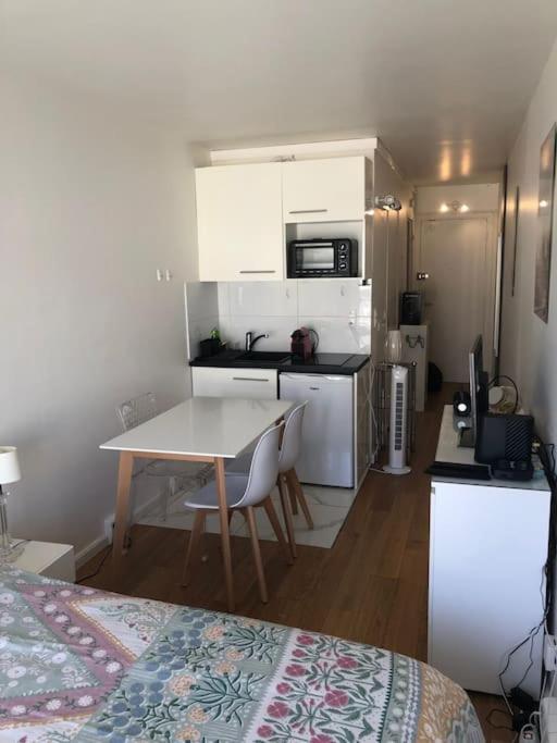 Nice Flat St Germain En Laye Centre 30 Minutes To Paris Saint-Germain-en-Laye Buitenkant foto